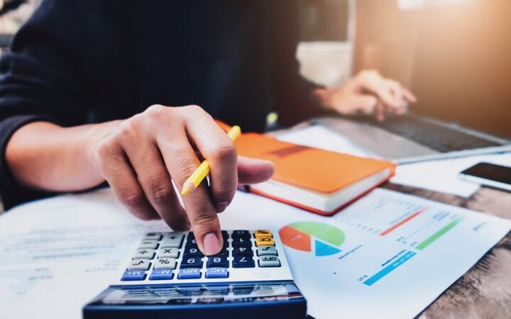 10 Signs Your Business Has Outgrown DIY Bookkeeping